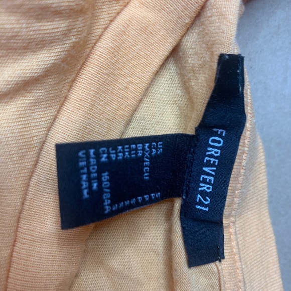 Yellow shirt - Picture 2 of 2